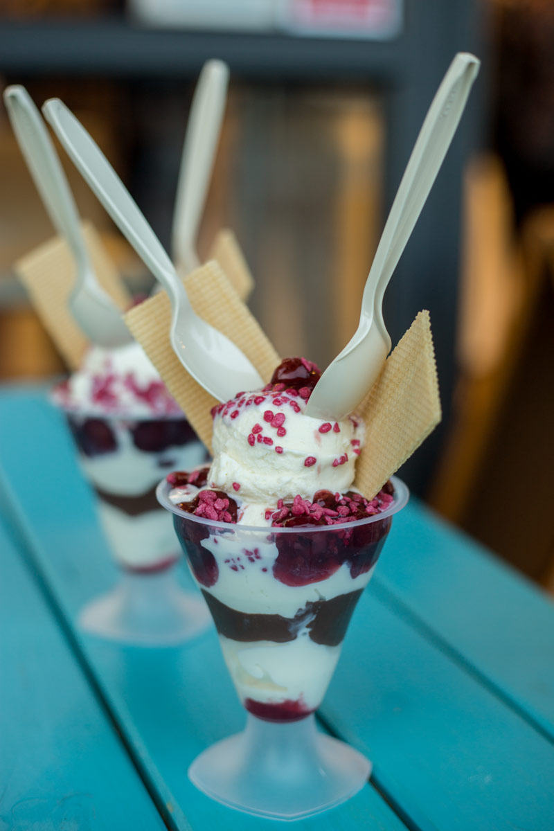 scarlets sundae