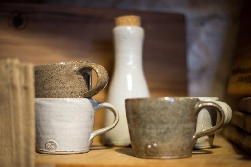 crockery-web